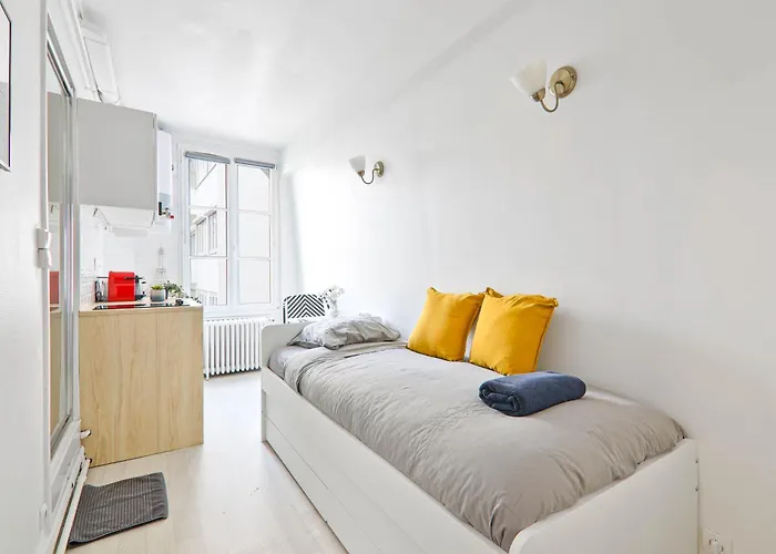 Quartier Tour Eiffel 9 Free Netflix פריז